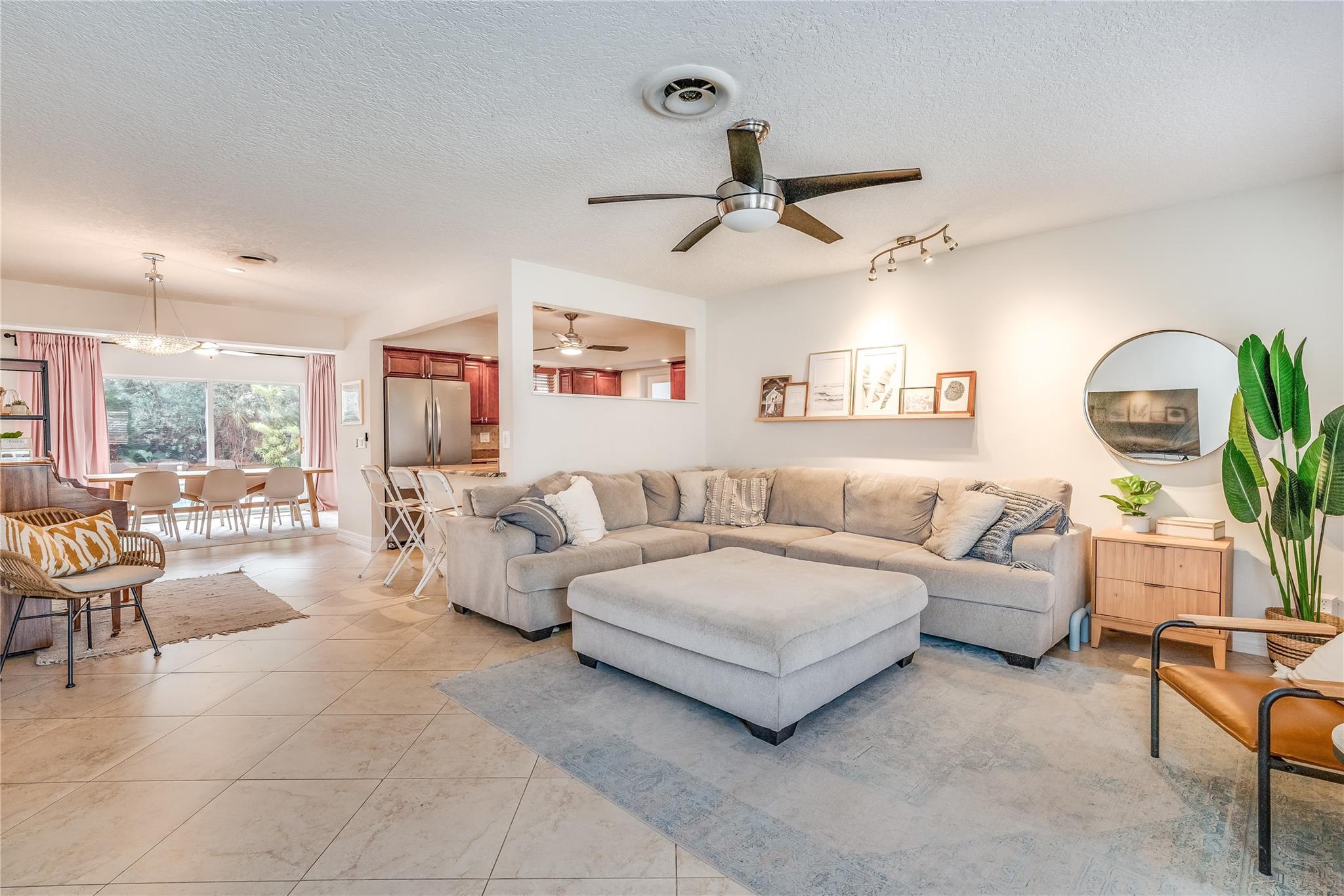 Hollywood Hills Amd 6-31 - Residential Lease