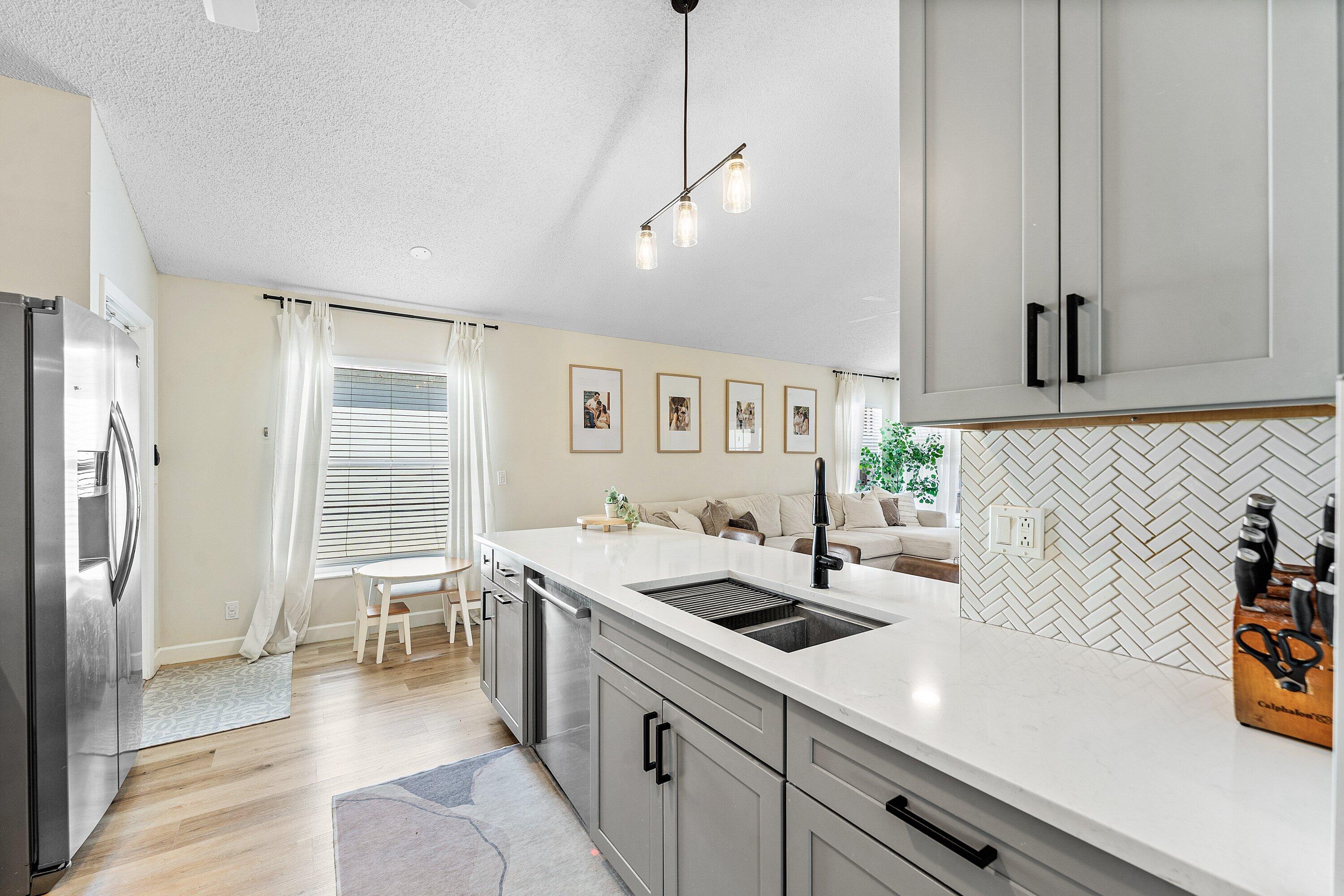 MEADOW LAKE - Residential