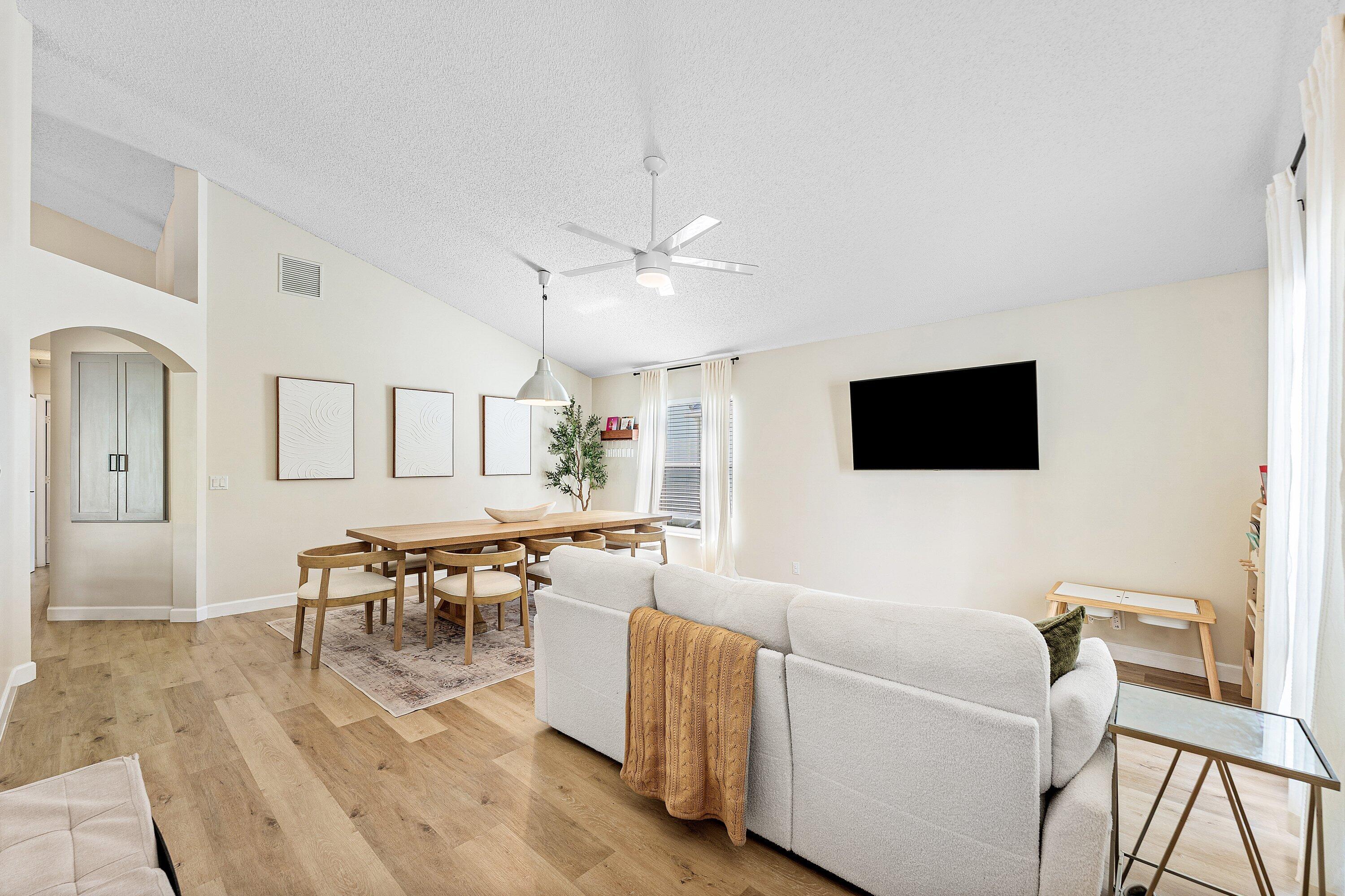 MEADOW LAKE - Residential