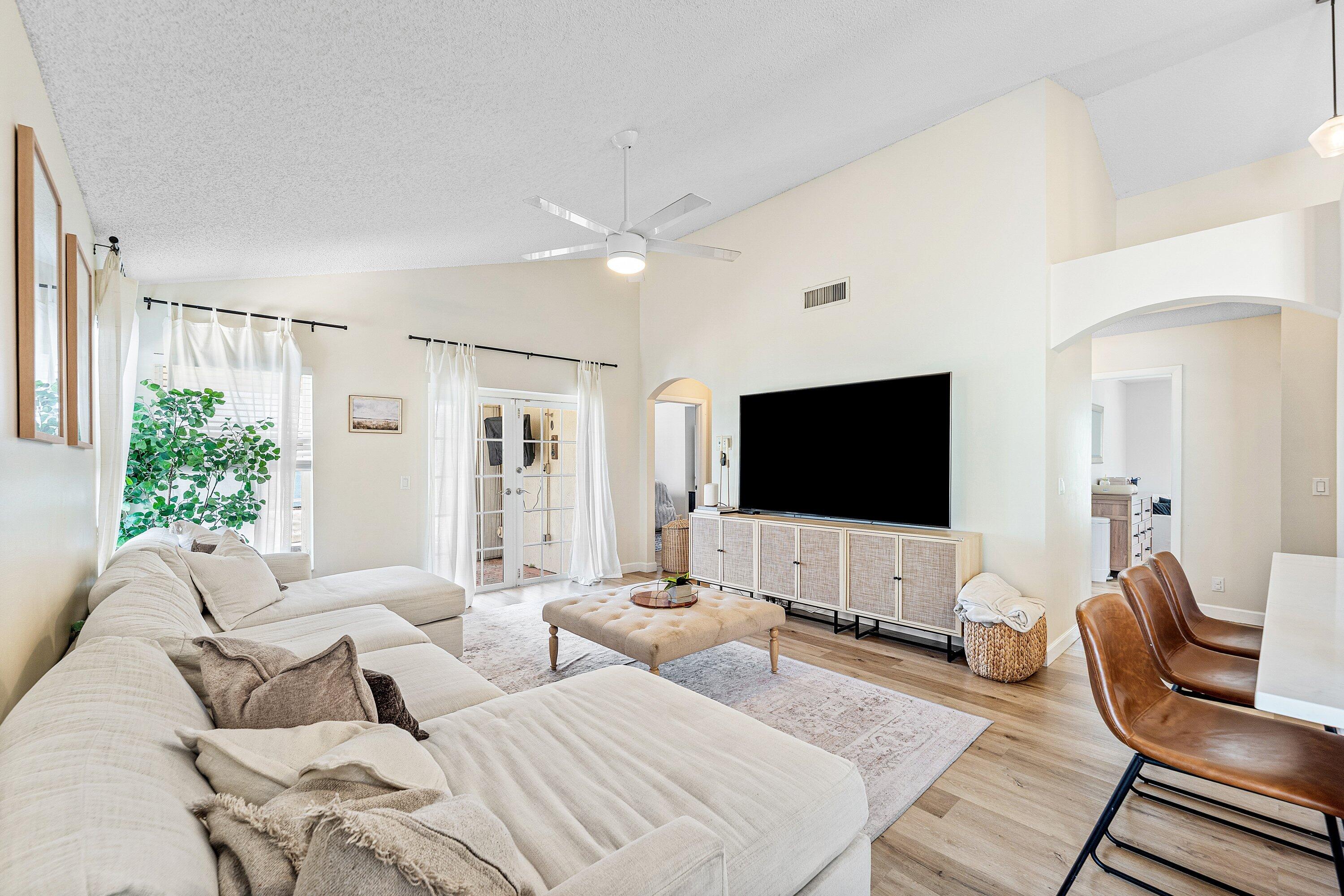 MEADOW LAKE - Residential