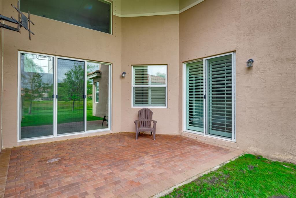 CANYON TRAILS - Residential