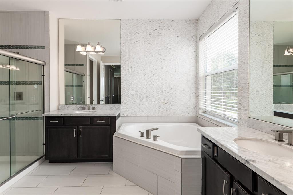 CANYON TRAILS - Residential