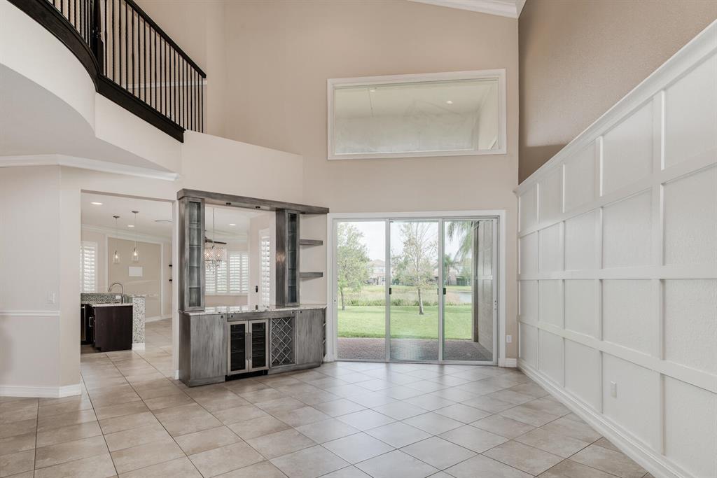 CANYON TRAILS - Residential