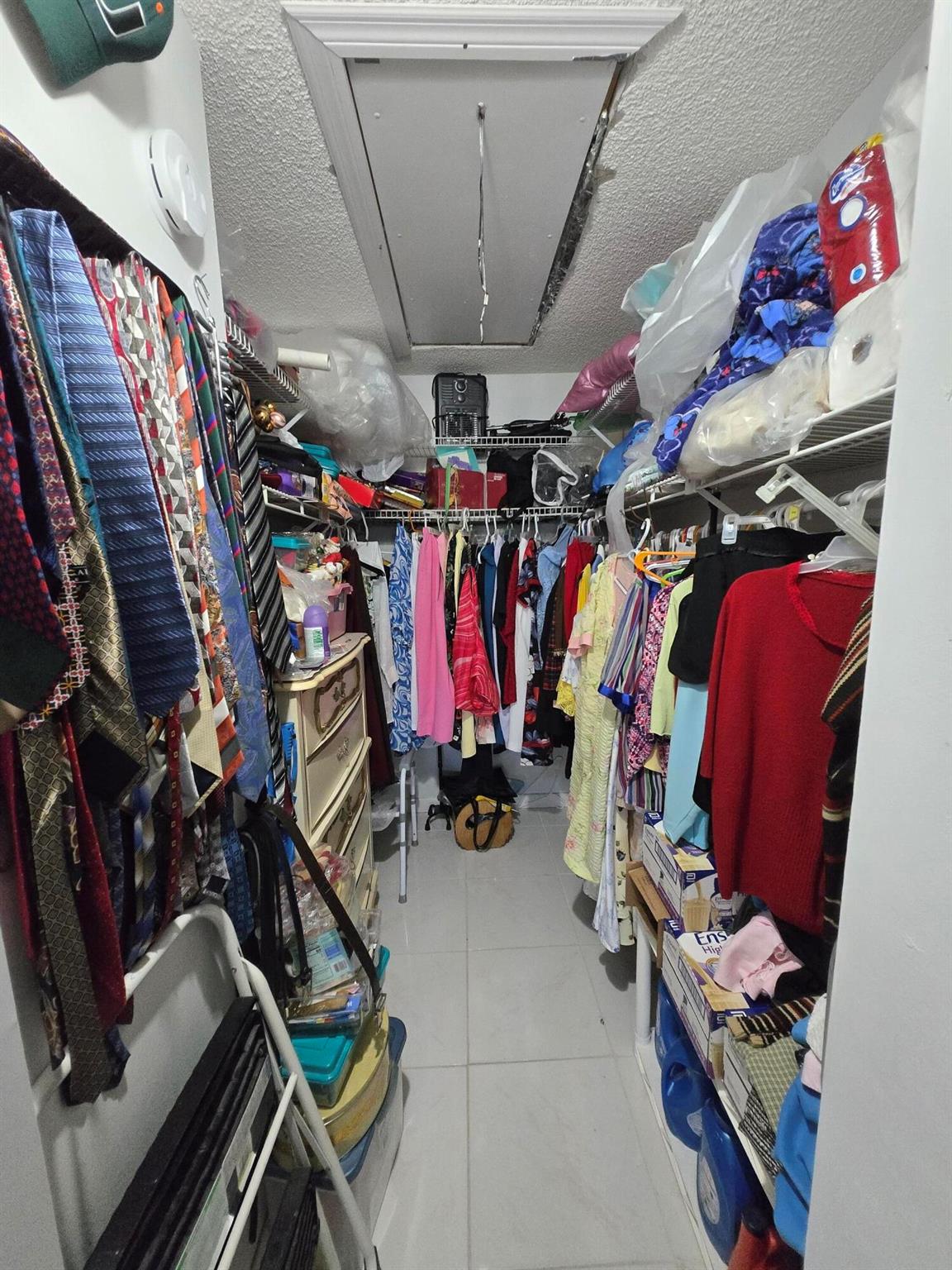 PINE RIDGE NORTH VILLAGE - Residential