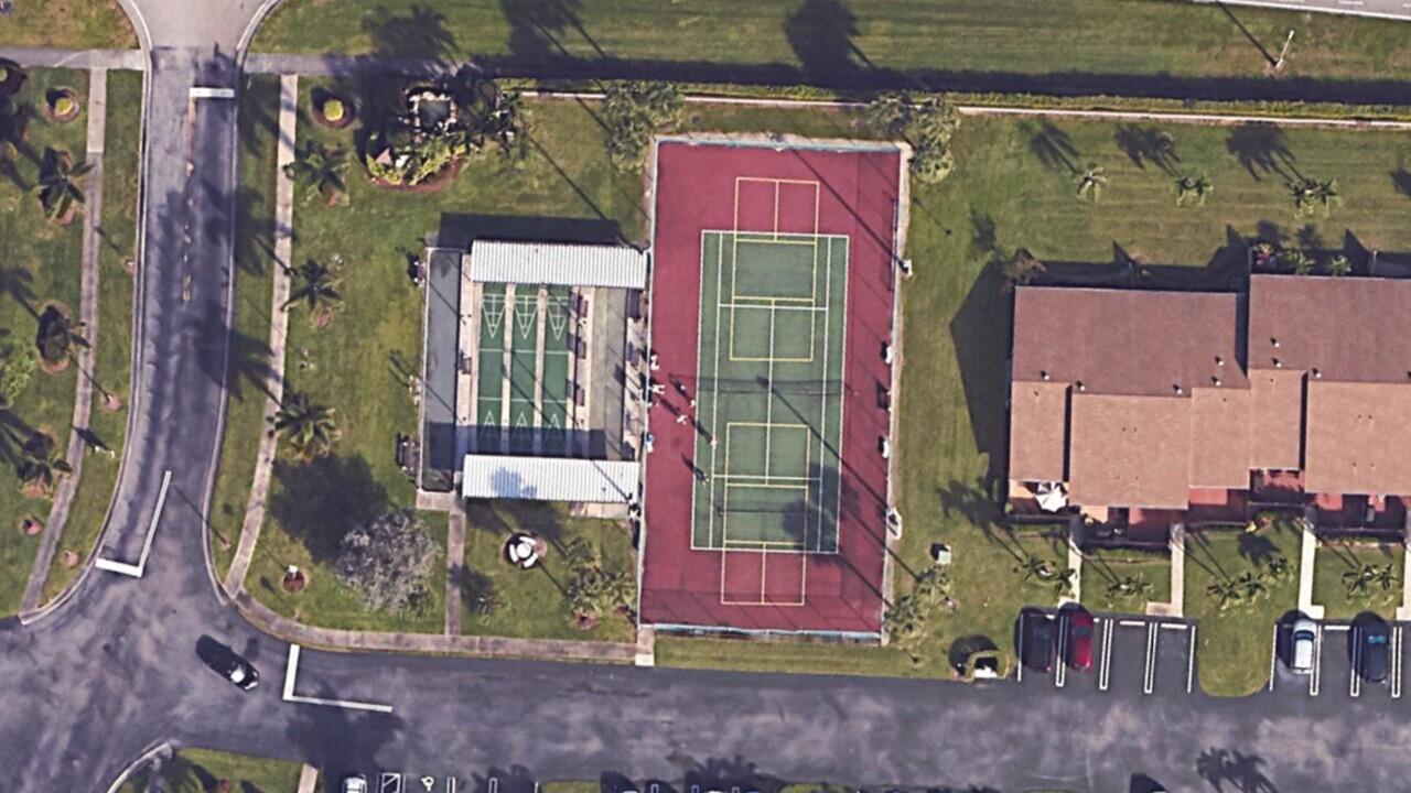 PINE RIDGE NORTH VILLAGE - Residential