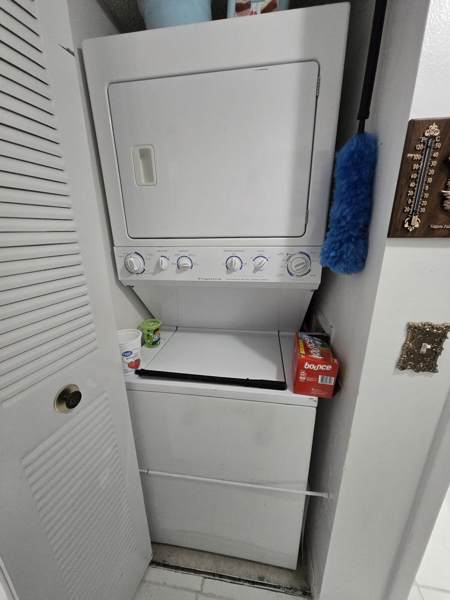 PINE RIDGE NORTH VILLAGE - Residential