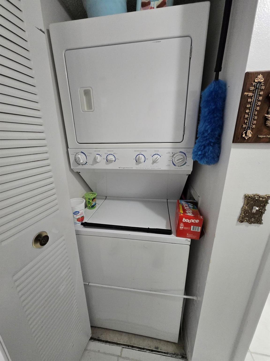 PINE RIDGE NORTH VILLAGE - Residential