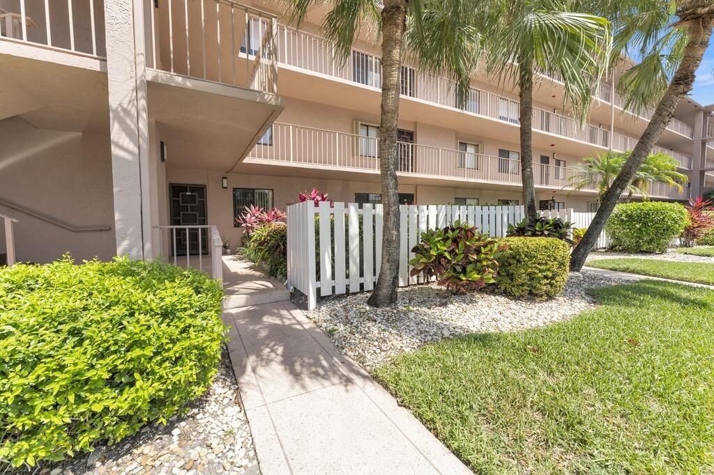 Photo of 7301 Amberly Lane #101, Delray Beach, FL 33446 (MLS # B26008726)