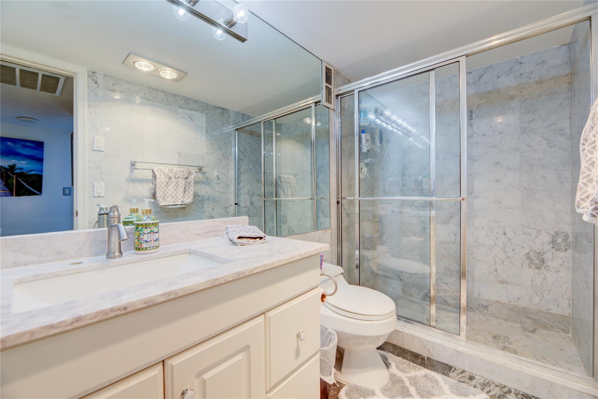 Venetian Condominium - Residential