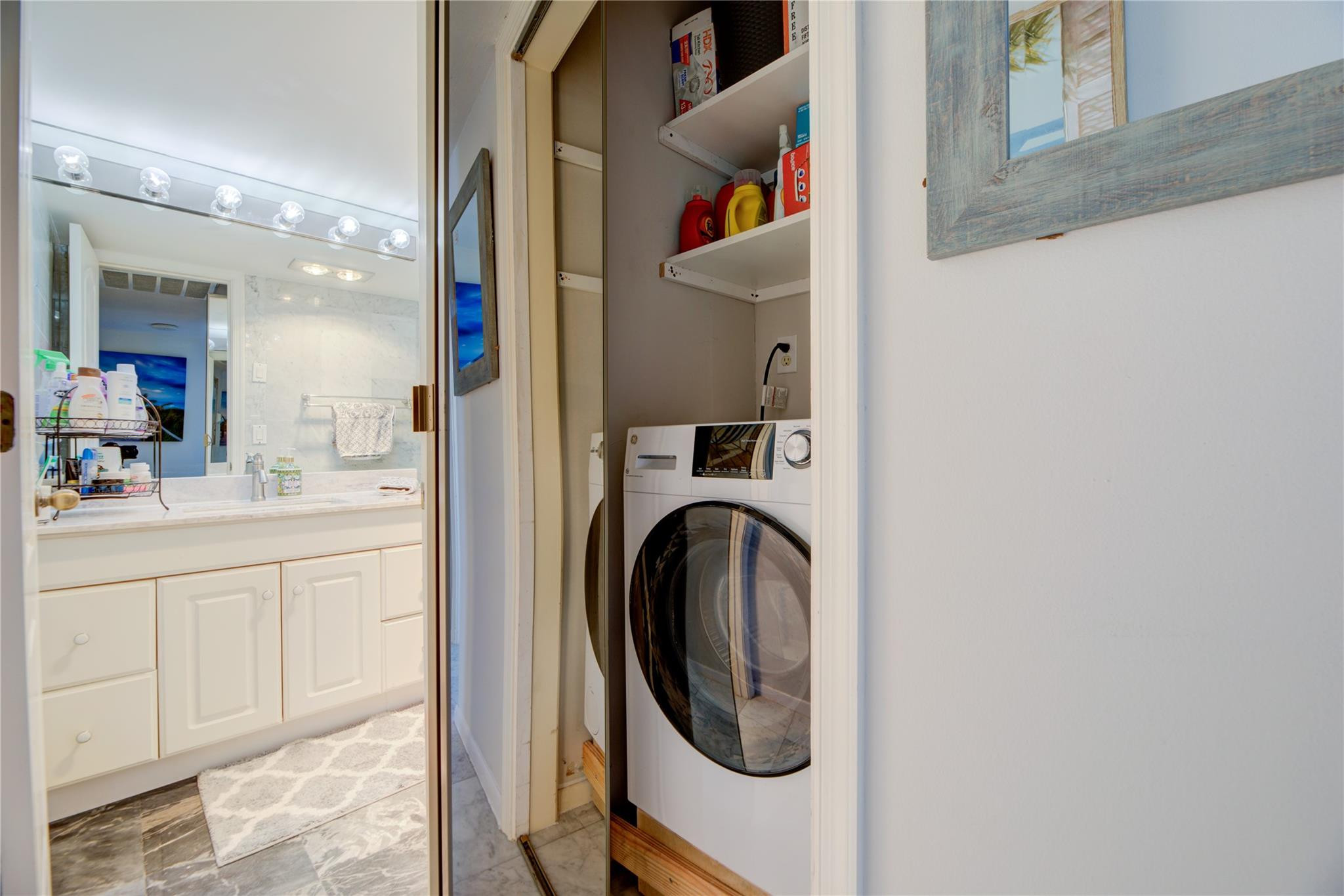 Venetian Condominium - Residential