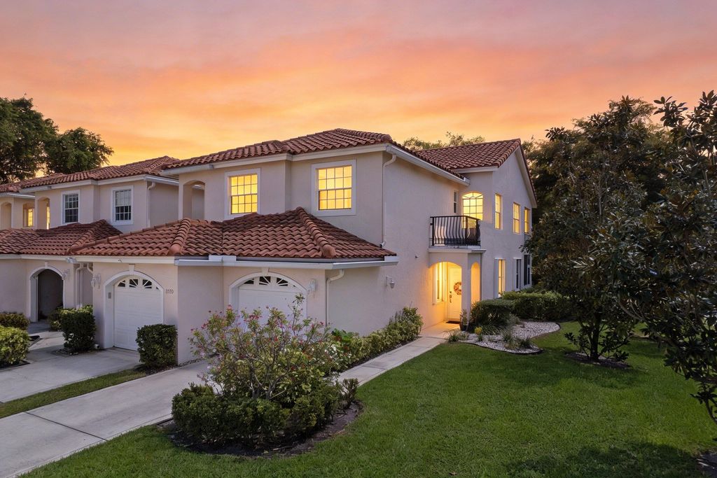 Photo of 8550 VÃ­a Romana #79l, Boca Raton, FL 33496 (MLS # B26009777)