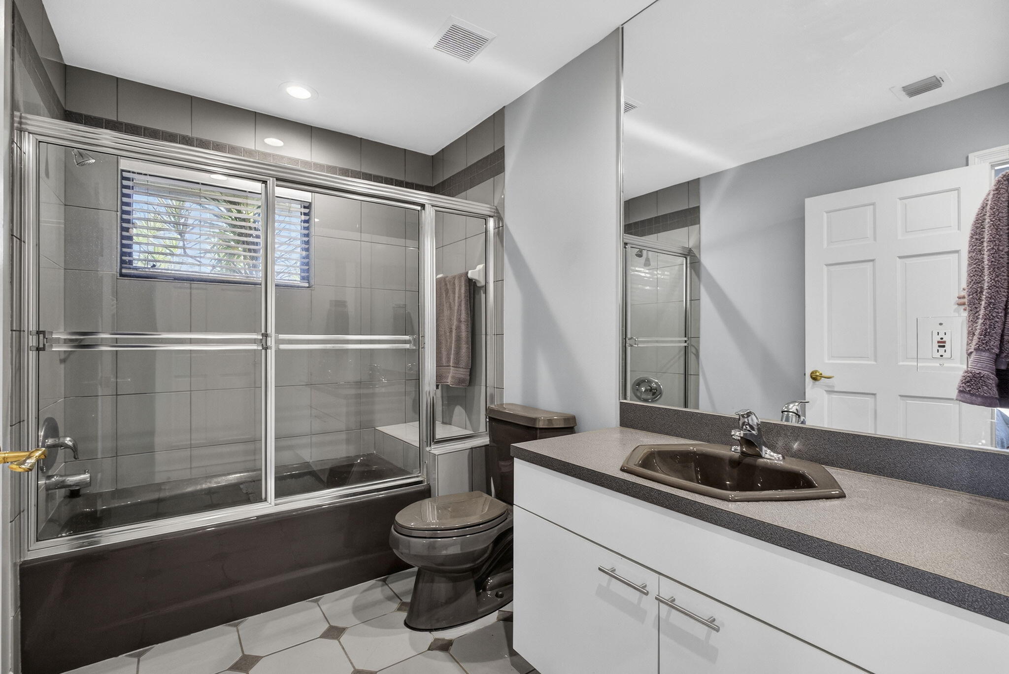 STEEPLECHASE HORSESHOE ACRES WEST - Residential