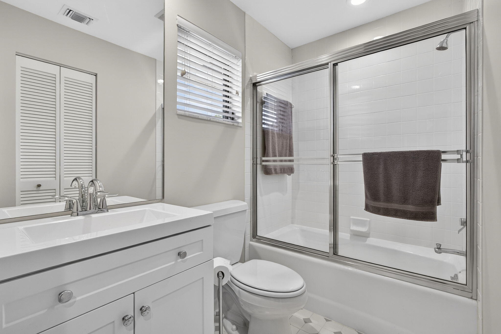 STEEPLECHASE HORSESHOE ACRES WEST - Residential