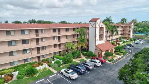 7281 Amberly Lane 206 Delray Beach FL 33446