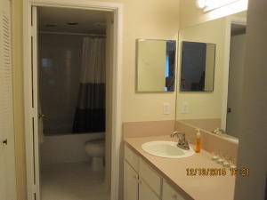 HYPOLUXOS MARINERS CAY CONDO - Residential