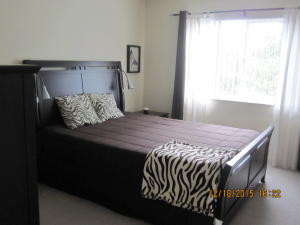 HYPOLUXOS MARINERS CAY CONDO - Residential