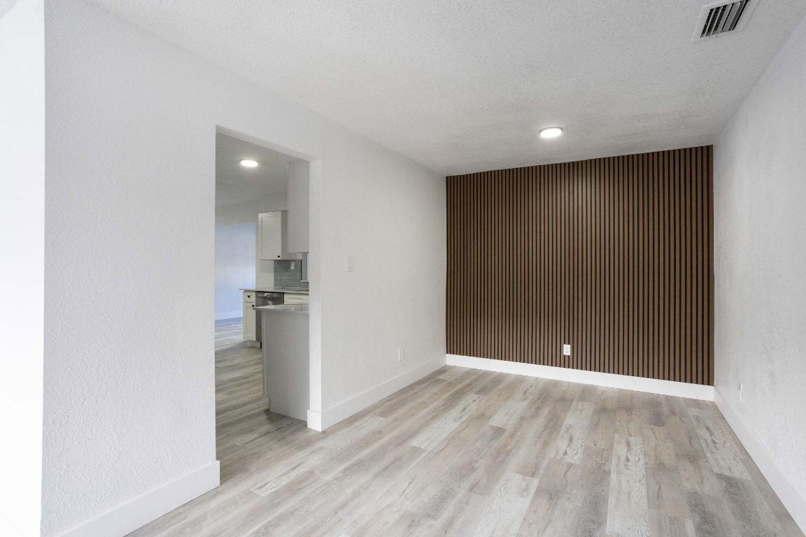 DELRAY GARDEN ESTATES 3 - Residential Lease