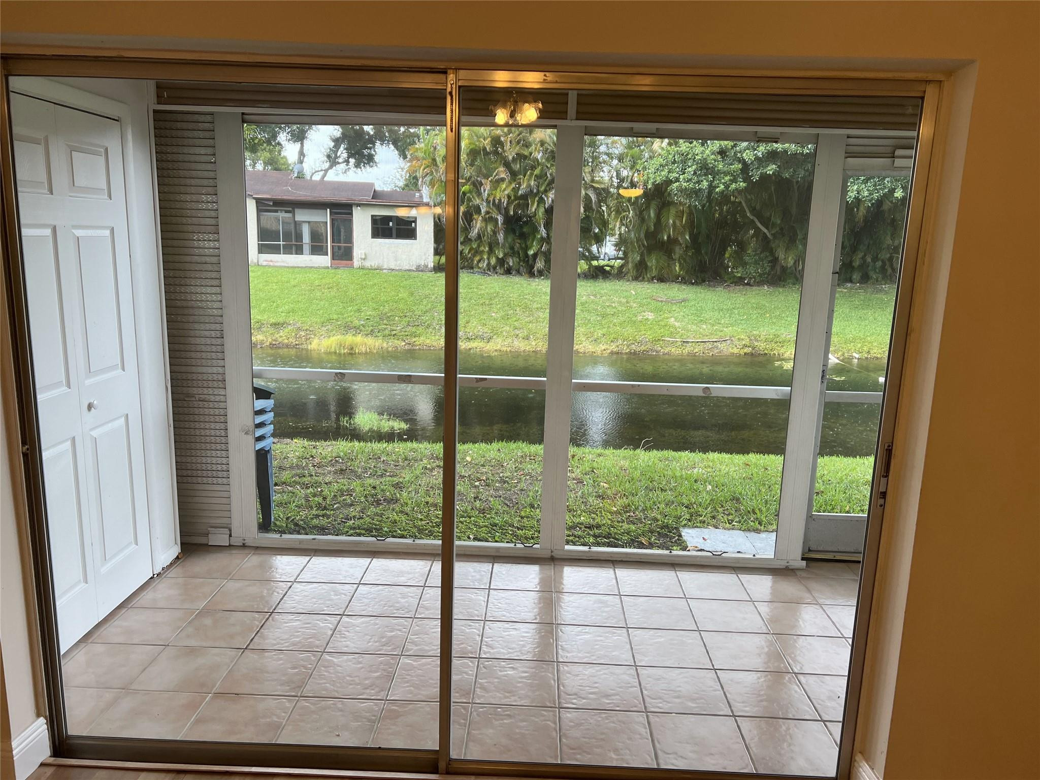 SANDALFOOT SQUIRE CONDO - Residential Lease