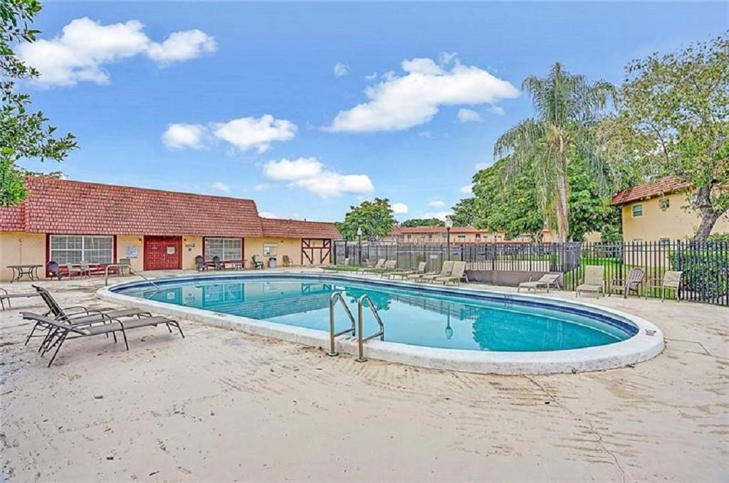 SANDALFOOT SQUIRE CONDO - Residential Lease