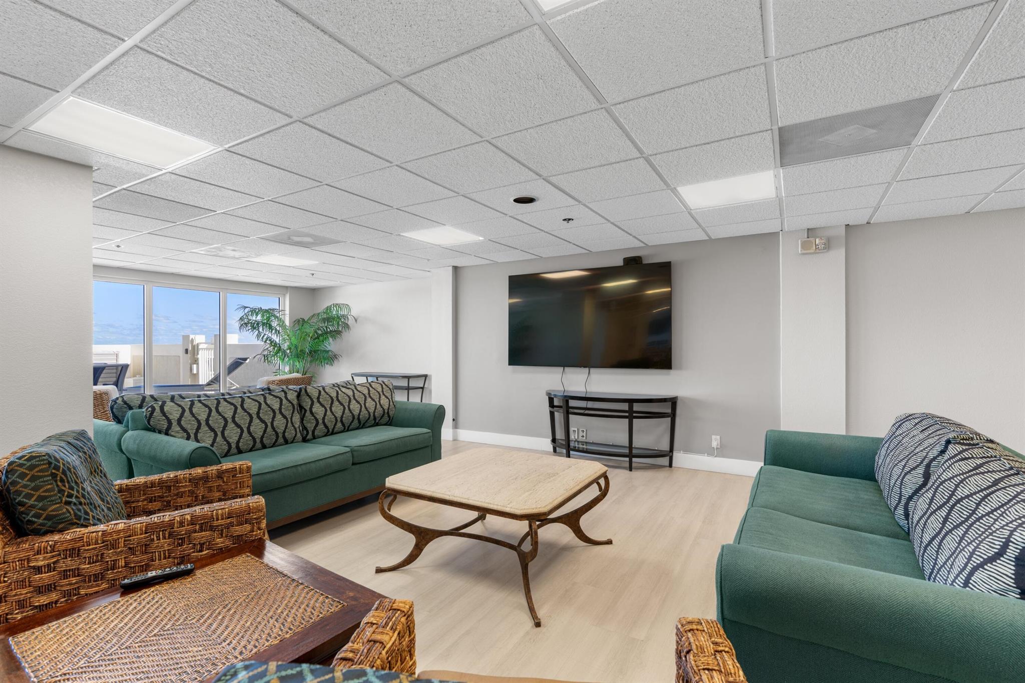 45 OCEAN CONDO - Residential Lease