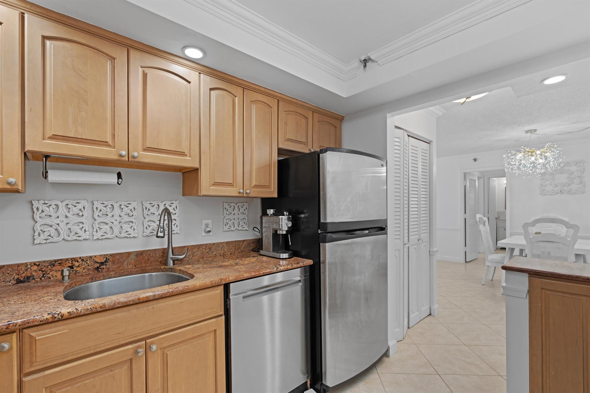 45 OCEAN CONDO - Residential Lease