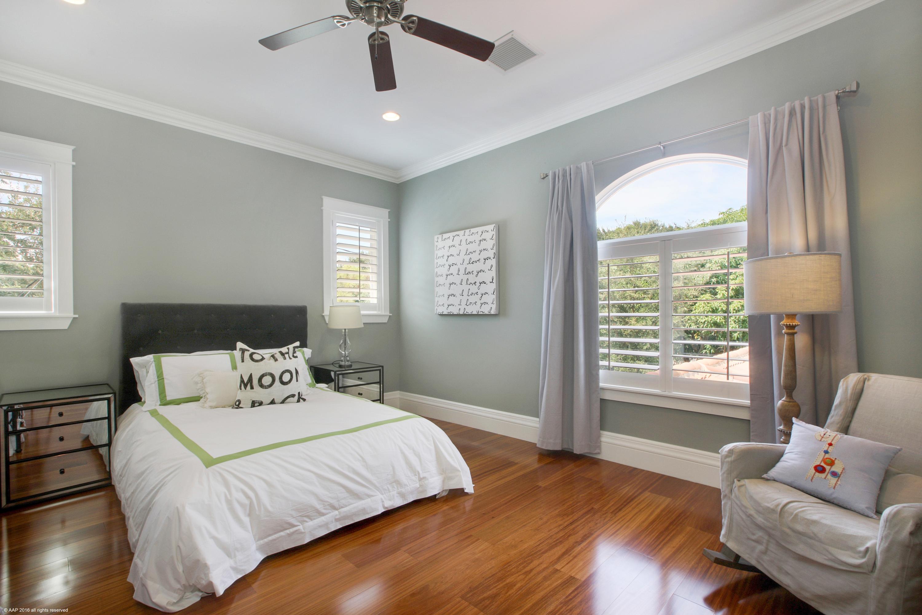 RIVERSIDE ON THE LOXAHATC - Residential