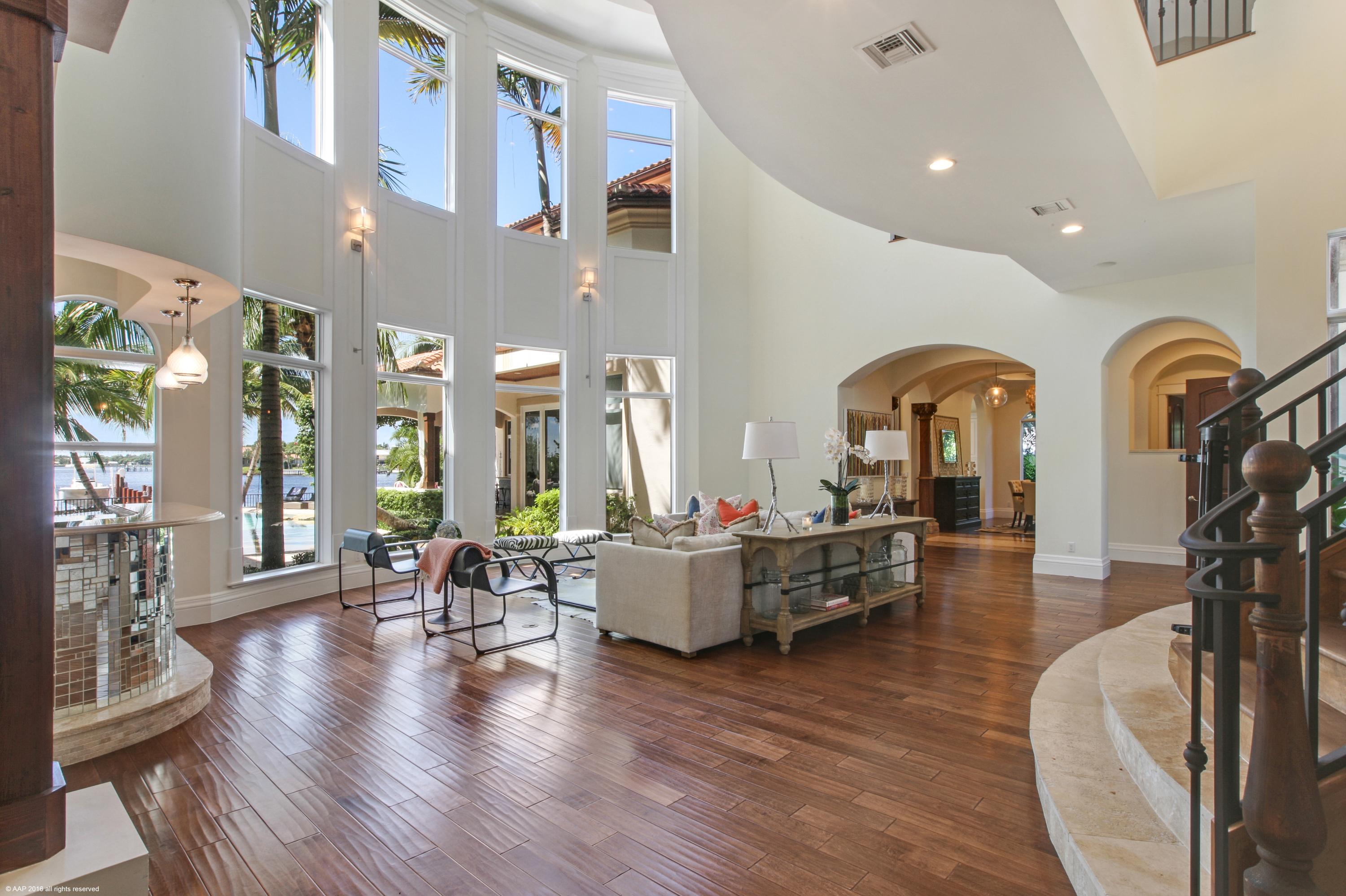 RIVERSIDE ON THE LOXAHATC - Residential