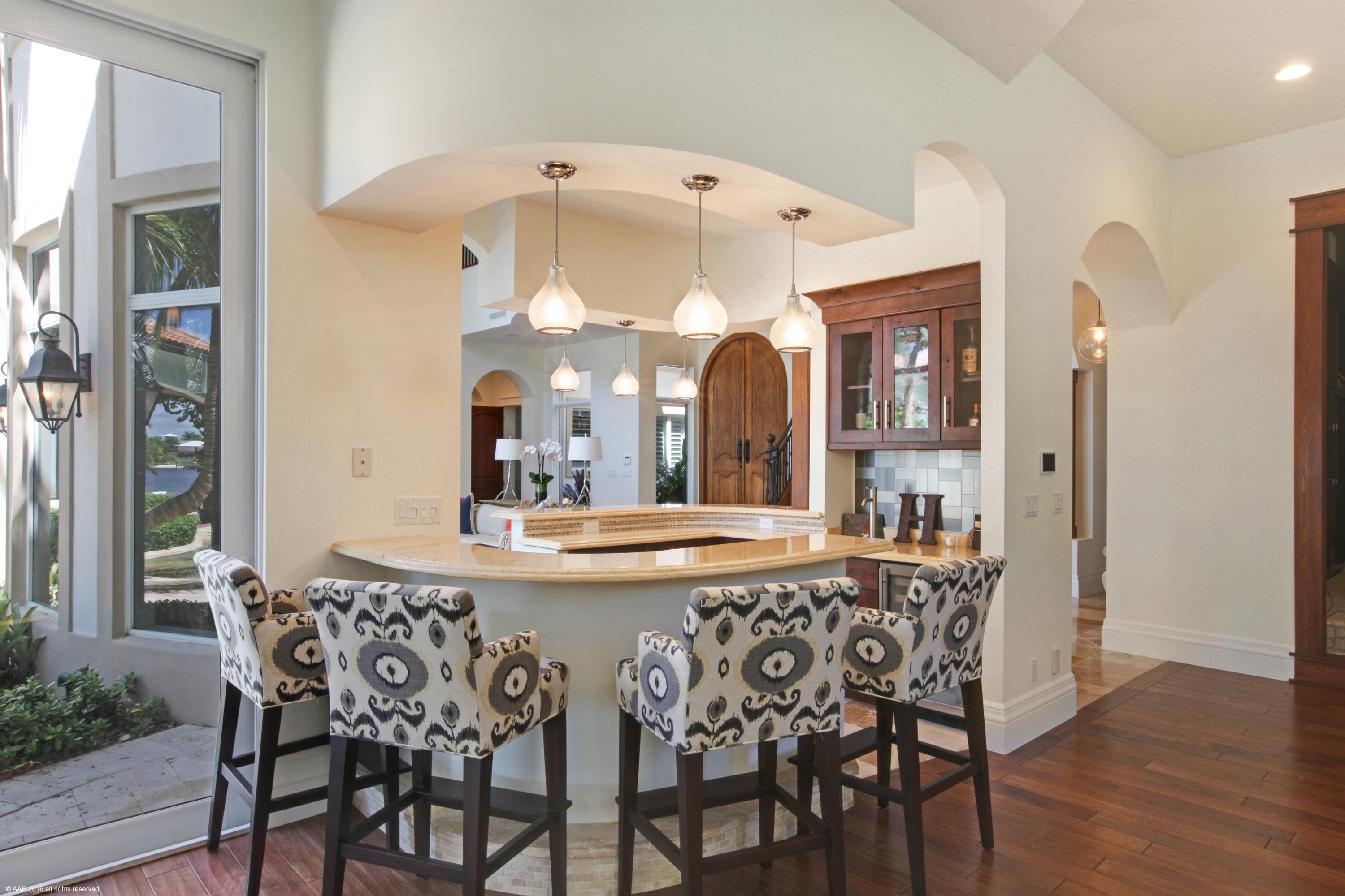 RIVERSIDE ON THE LOXAHATC - Residential