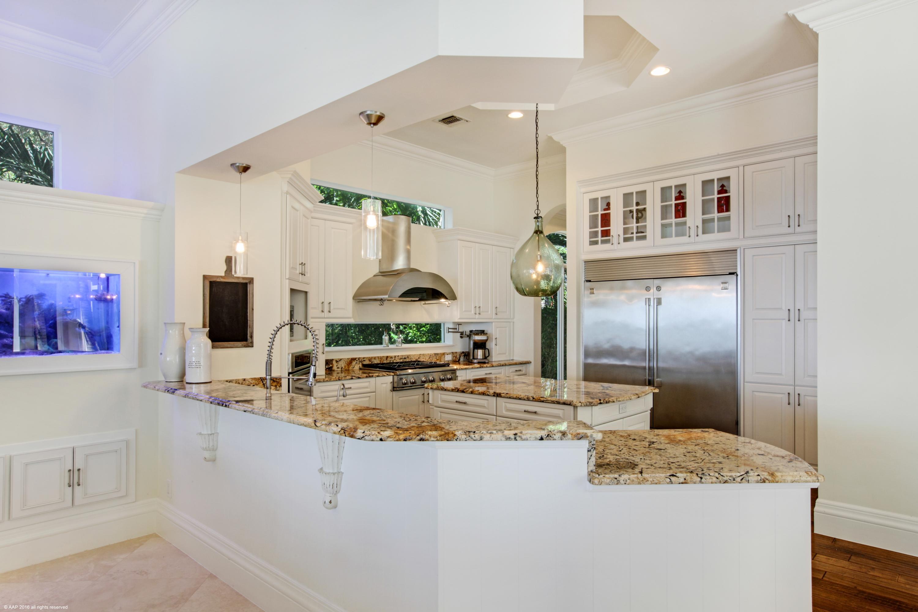 RIVERSIDE ON THE LOXAHATC - Residential