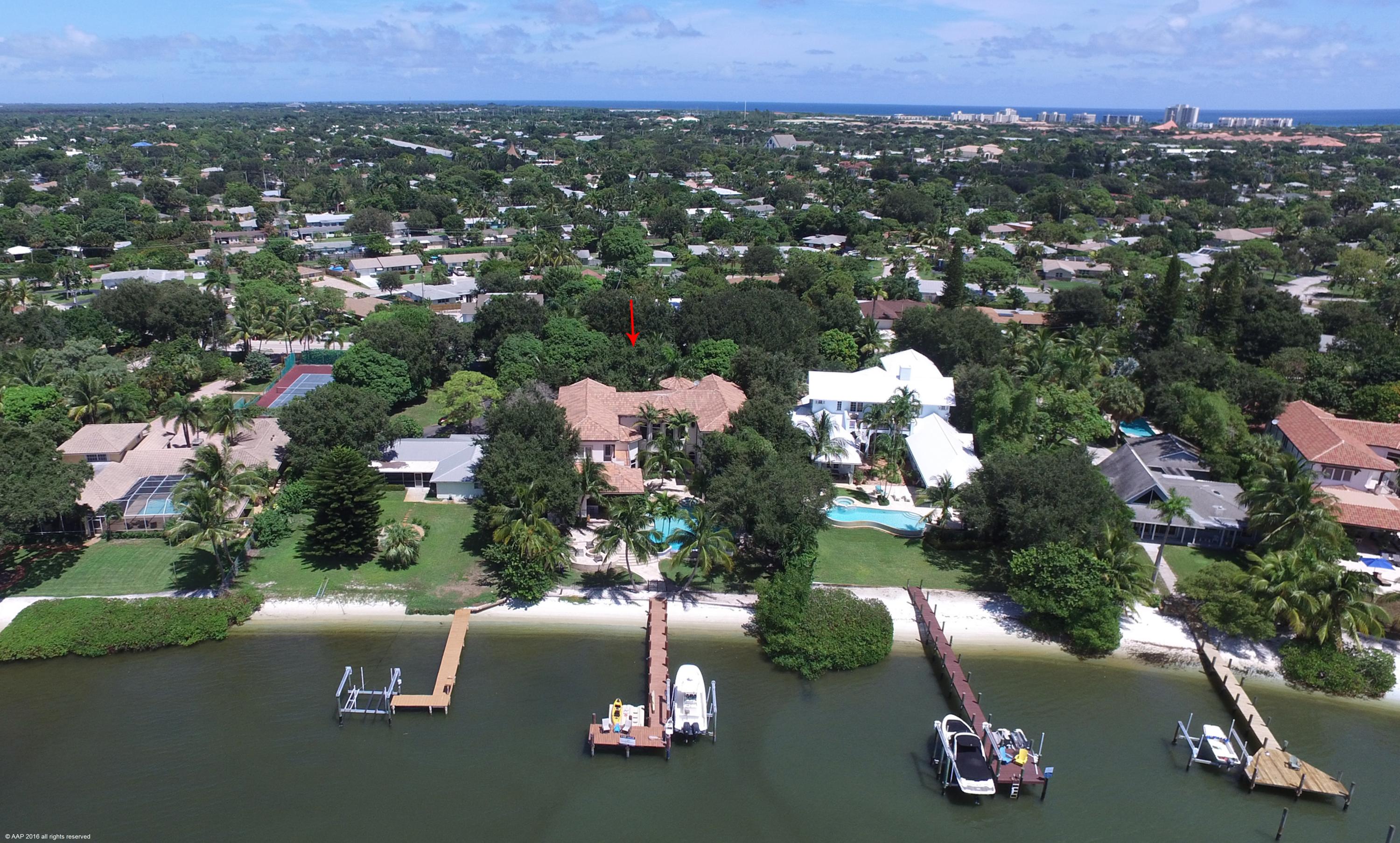 RIVERSIDE ON THE LOXAHATC - Residential