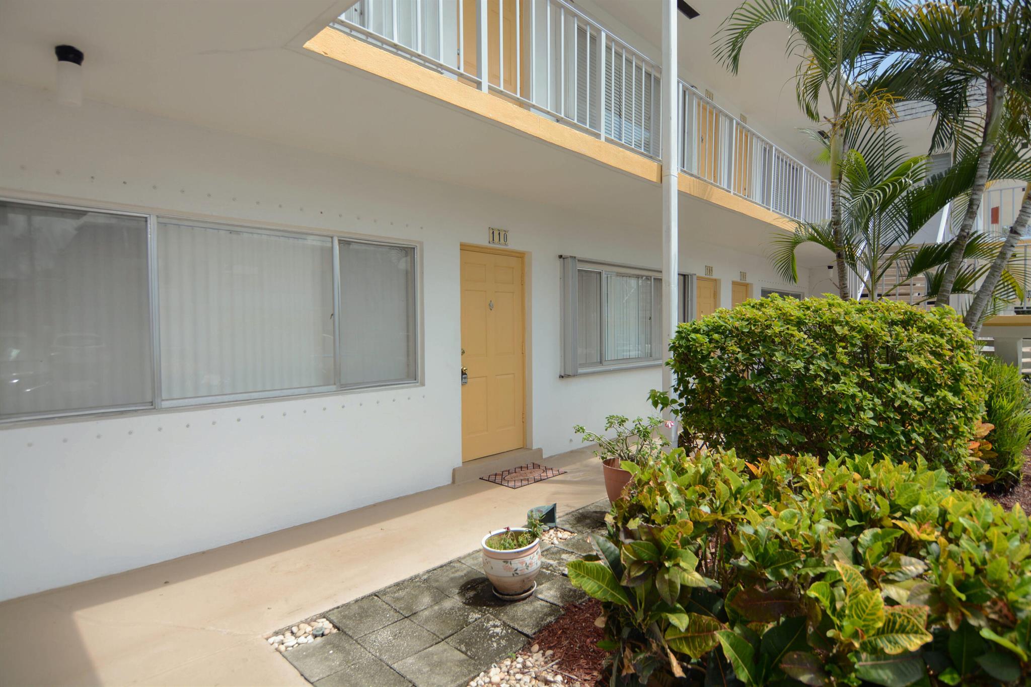 Welcome to This Beautiful Open Concept, Light, Bright and Airy 1st Floor Furnished Condo with Water Ambiance from the Patio!! Resort Style Amenities, Low HOA and Parking Directly in Front of the Unit Make This Well-Maintained Community with Onsite Management Stand Out from The Rest. Across the Street from Lake Osborne or a Short Distance for A Sunrise Over the Atlantic! Easy Access To I-95, PBI Airport and Costco.