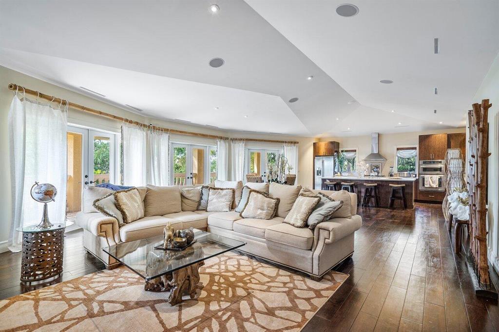 CASSEEKEY ISLAND AT JONATHANS LANDING - Residential