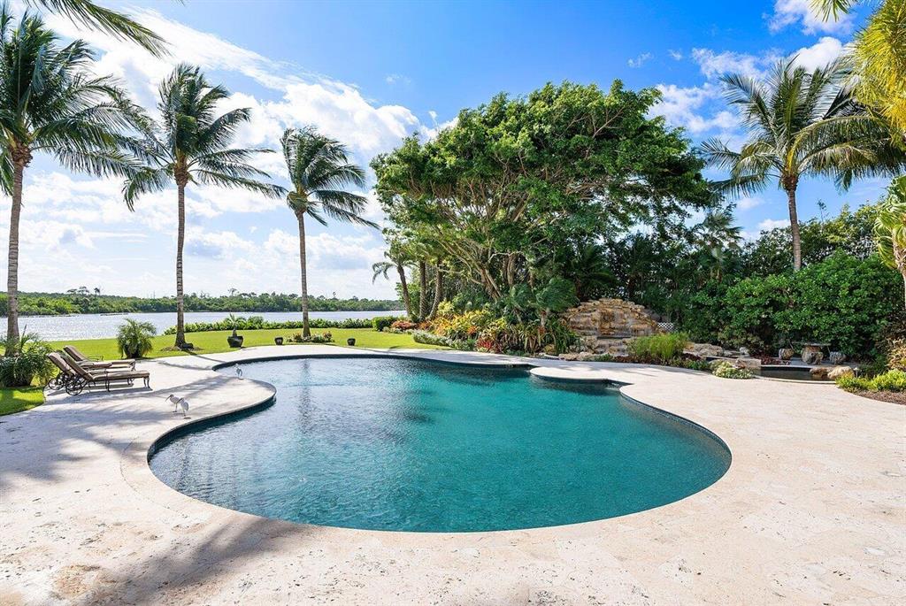 CASSEEKEY ISLAND AT JONATHANS LANDING - Residential