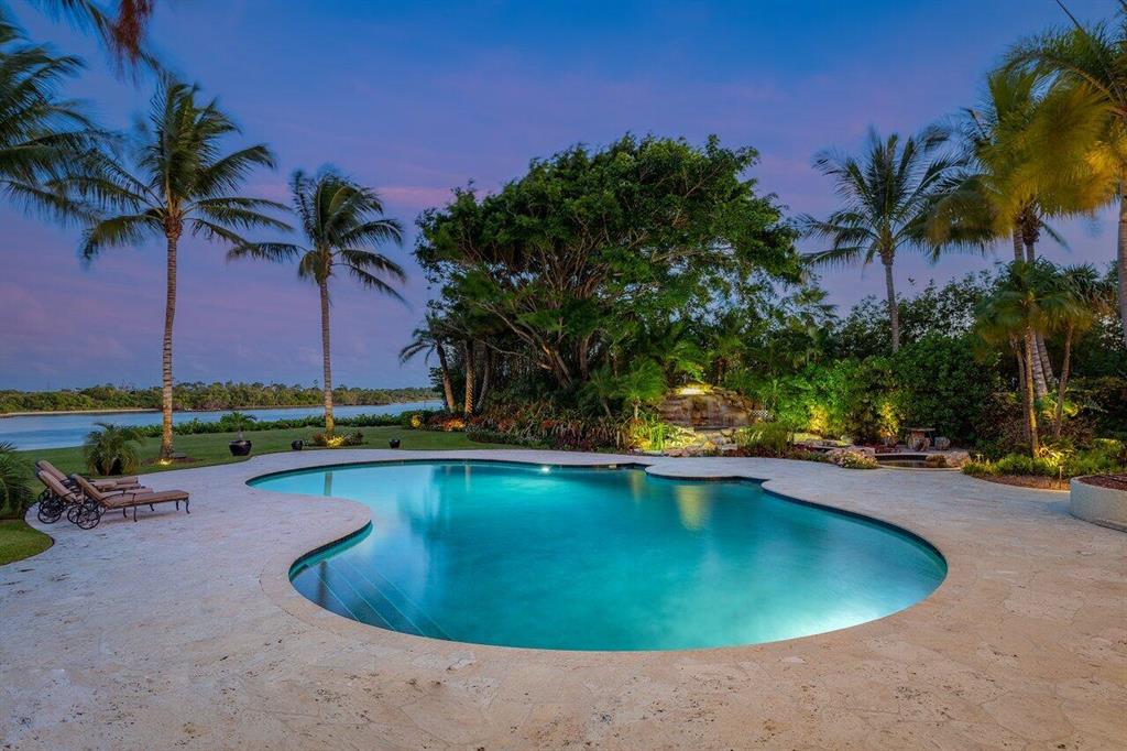 CASSEEKEY ISLAND AT JONATHANS LANDING - Residential