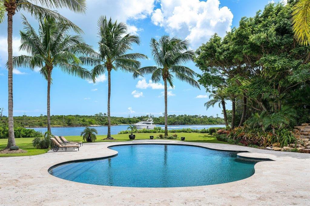 CASSEEKEY ISLAND AT JONATHANS LANDING - Residential