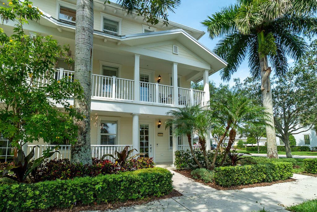 Photo of 3344 W Mallory Boulevard, Jupiter, FL 33458 (MLS # R10790278)