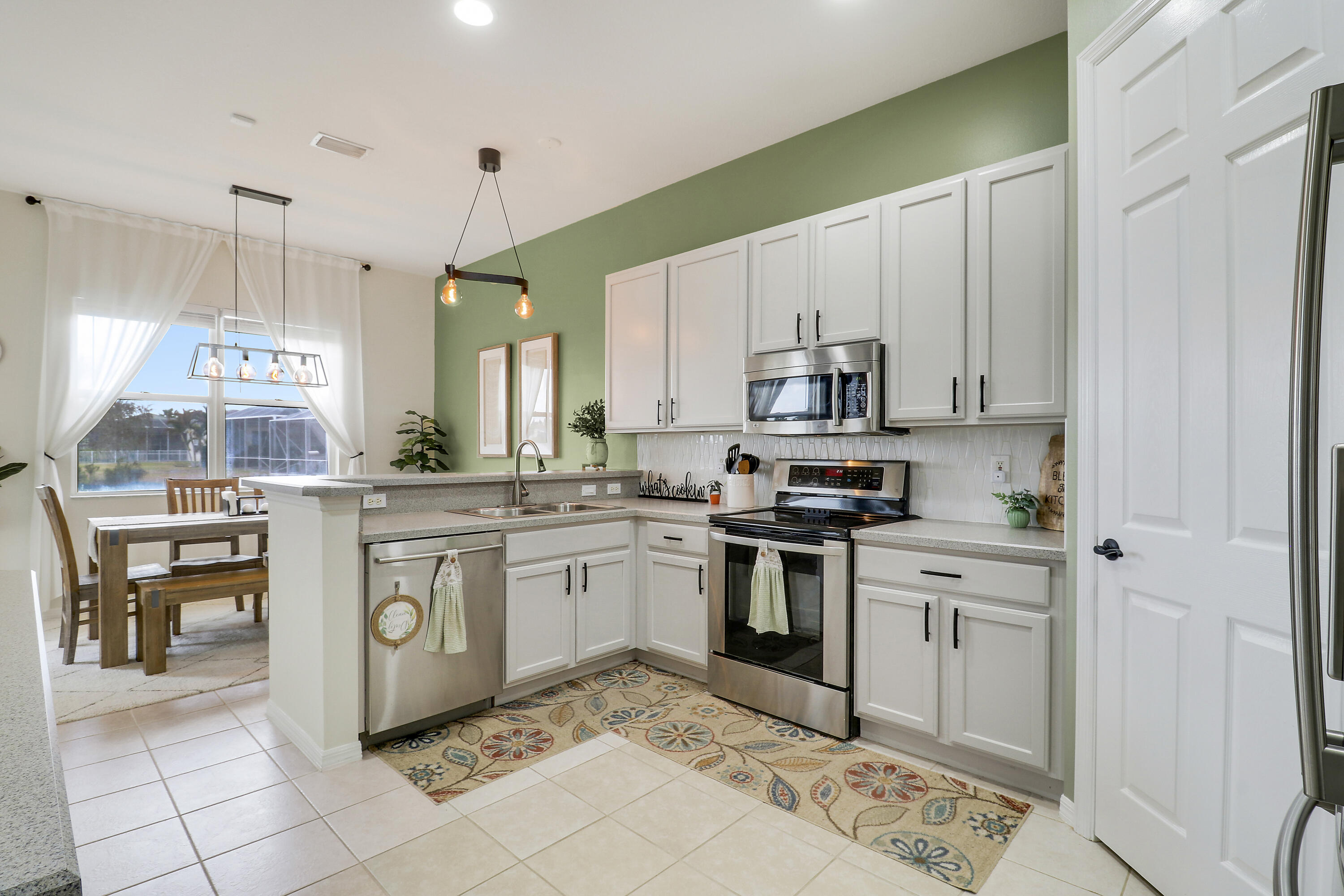 LAKE FOREST AT ST LUCIE WEST PHASE 3 - Residential