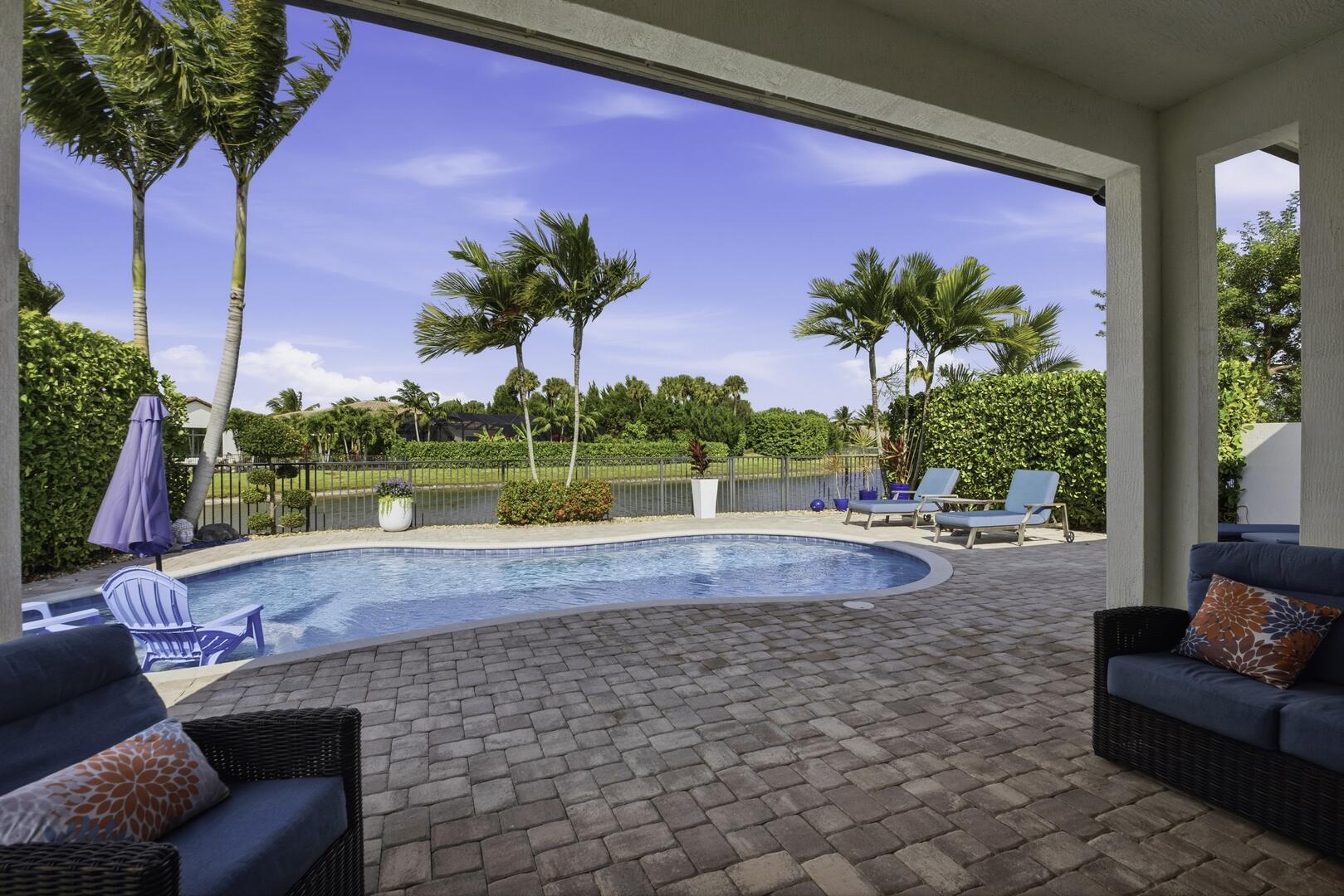 PALM MEADOWS ESTATES - Residential