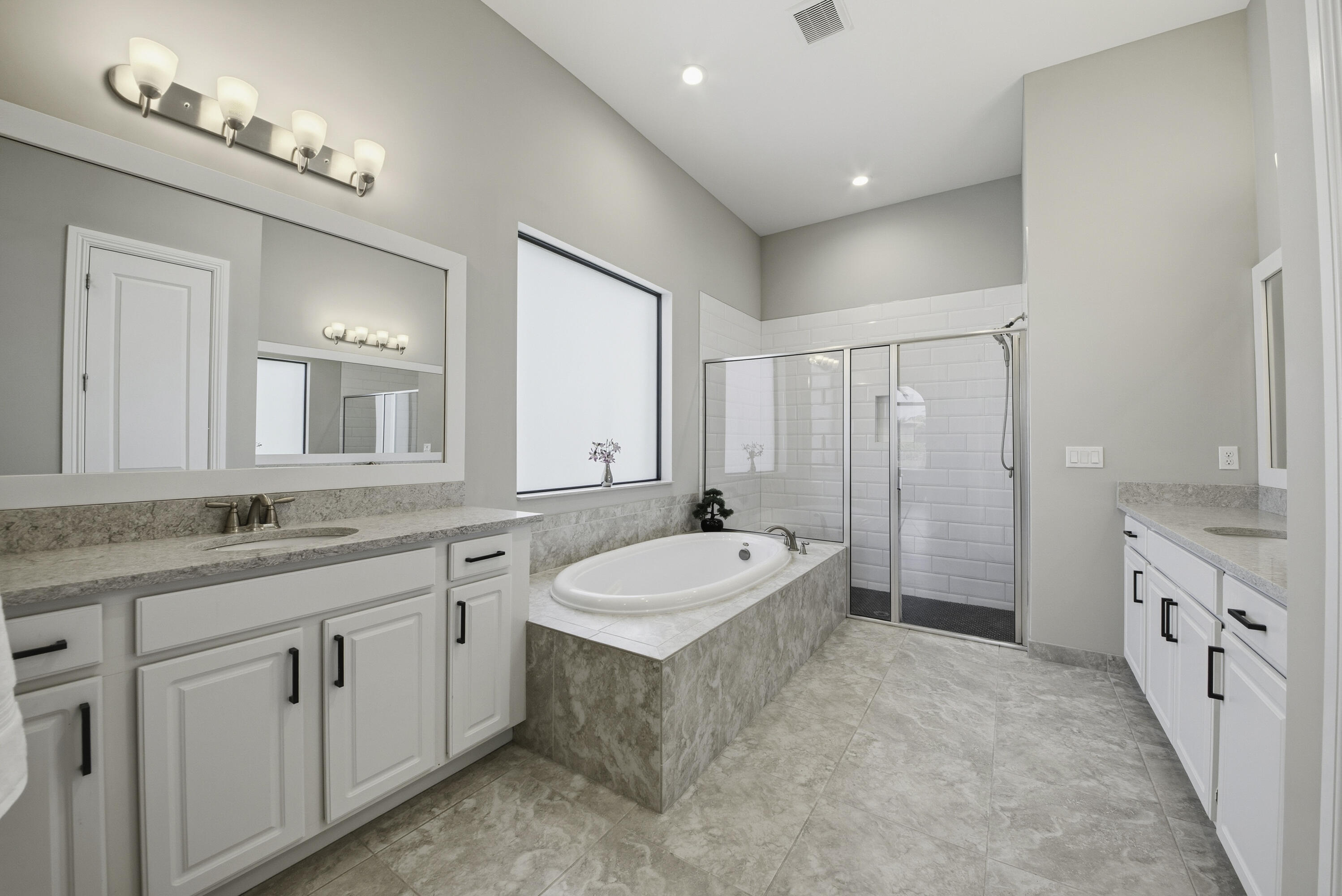 PALM MEADOWS ESTATES - Residential