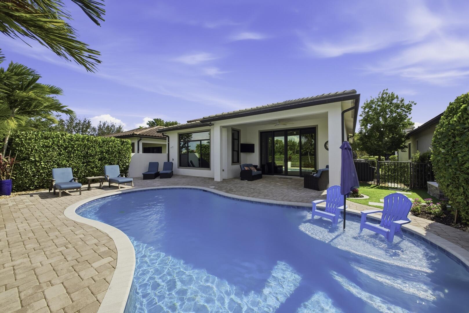 PALM MEADOWS ESTATES - Residential