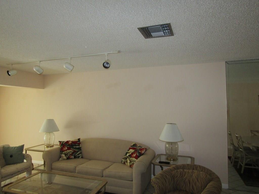 Pines of Delray North - Residential
