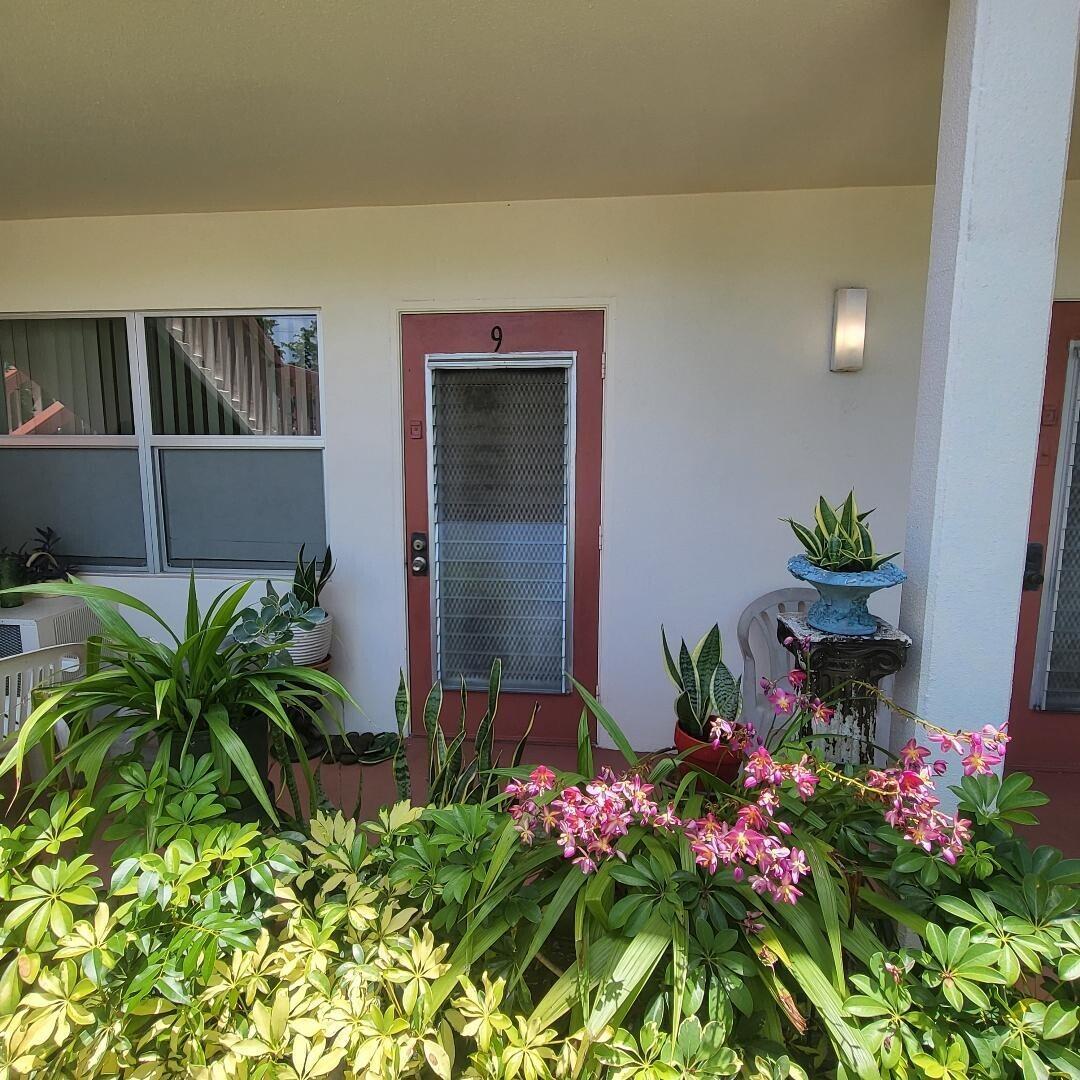 BEAUTIFUL FURNISHED APARTMENT ON GROUND FLOOR WITH NICE GARDEN VIEW FROM ENCLOSED PATIO.VERY CLEAN ALL AROUND.BUILDING ALLOWS RENTALS AT THIS TIME !! ASSOCIATION CLAIMS 55+ !!!