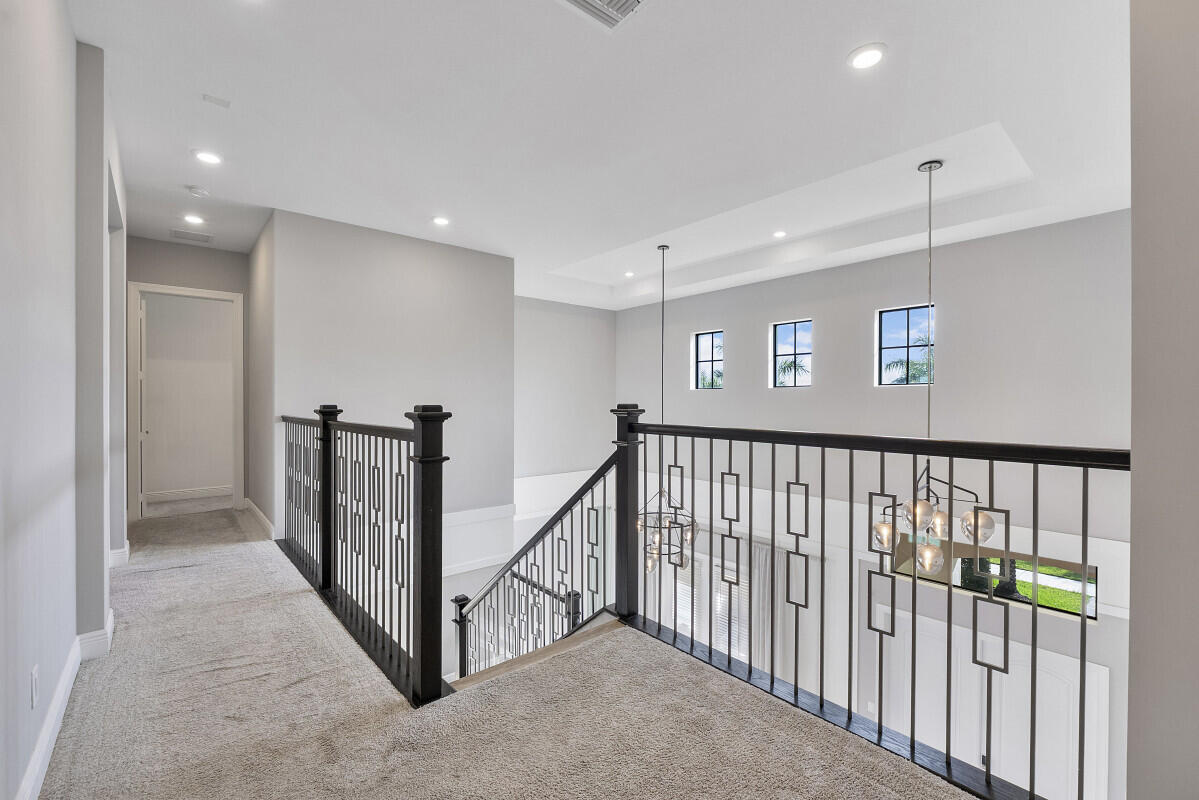 PARKLAND BAY - Residential