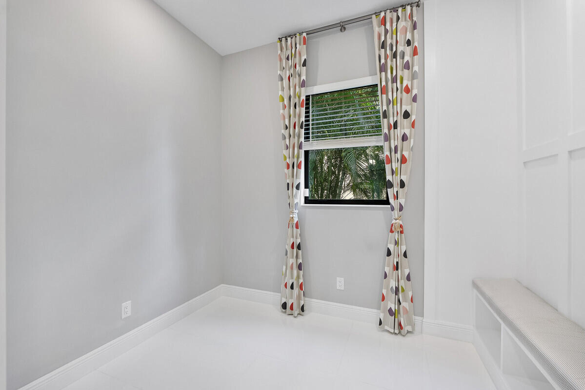 PARKLAND BAY - Residential