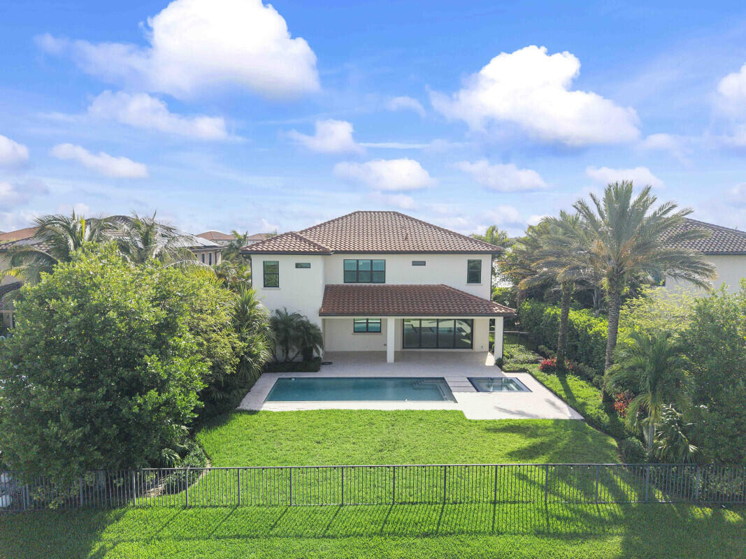 PARKLAND BAY - Residential