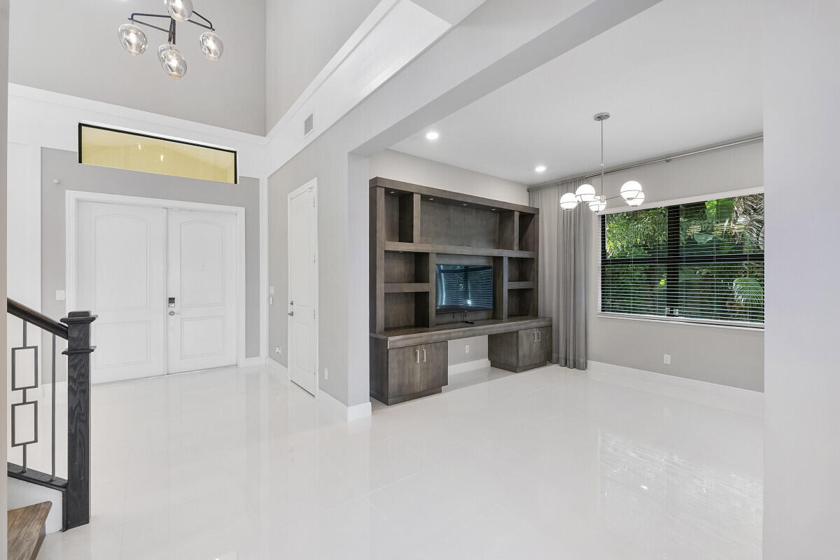 PARKLAND BAY - Residential