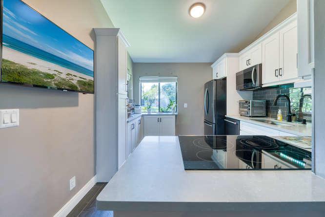 3895 Island Club Circle W