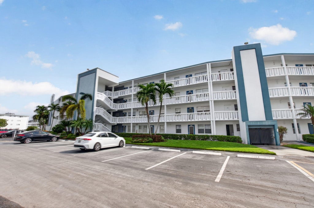 Photo of 2008 EXETER A #2008, Boca Raton, FL 33434 (MLS # B26078936)