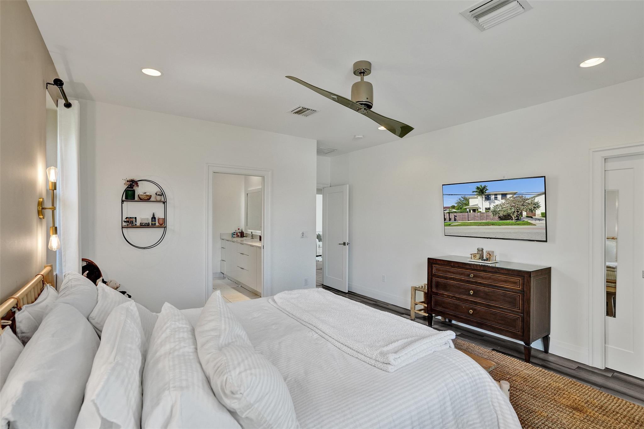 South Middle River - Residential