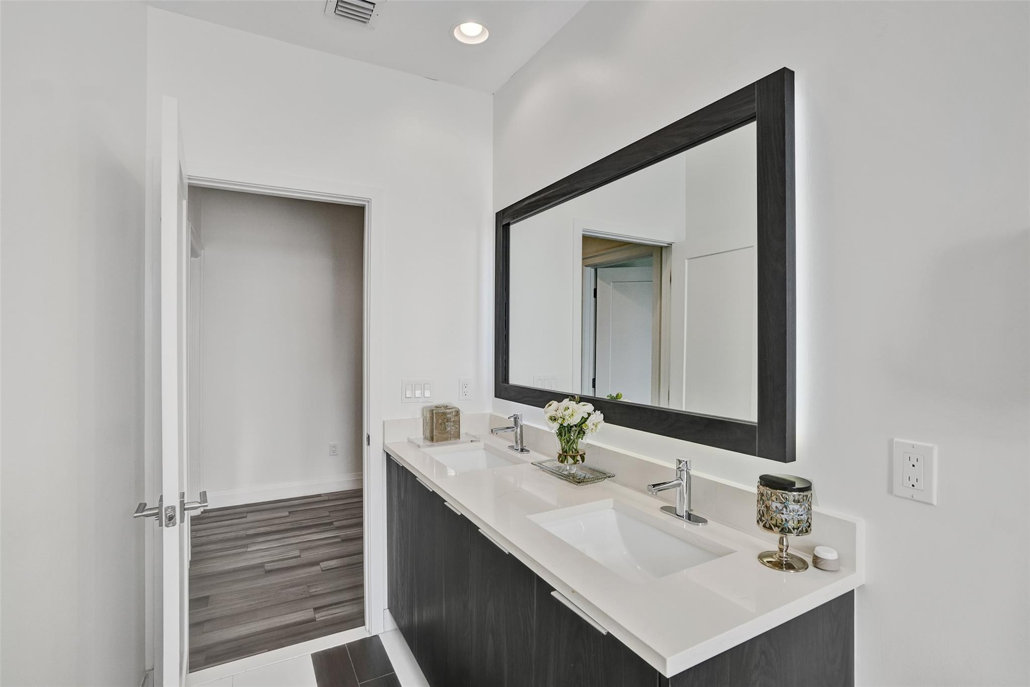 South Middle River - Residential